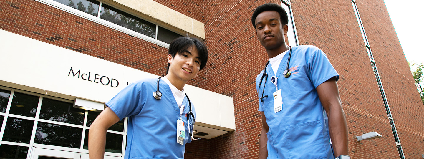 Andrew Nguyen and Jared Hart (BSN ’24), leaders of the Men Advancing Nursing student group (MAN Club).